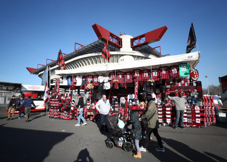 AC Milan v Arsenal - UEFA Europa League Round of 16: First Leg